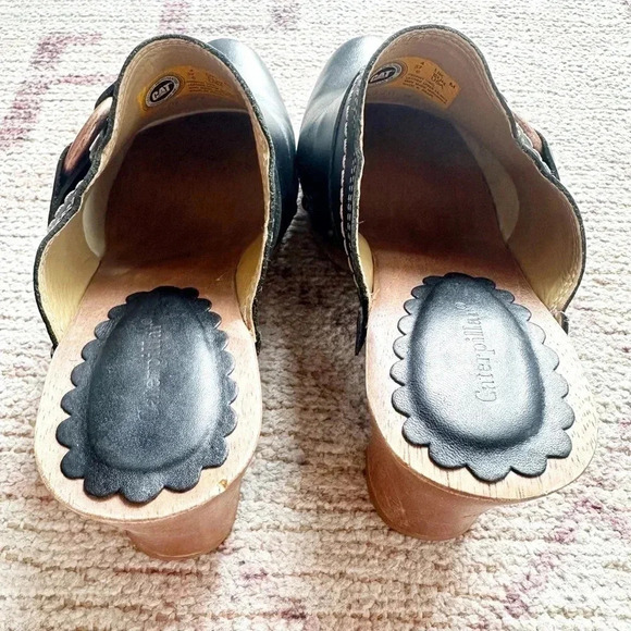 CAT• Wooden heeled slip on clogs - Picture 7 of 8